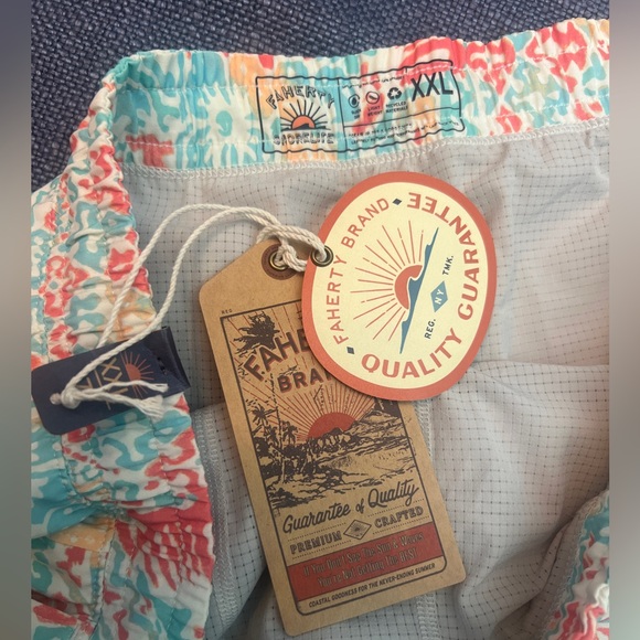 *New* Faherty Shorelite Active Swim Short Tropic Clay Print 7" Inseam, Size XXL - Picture 9 of 9